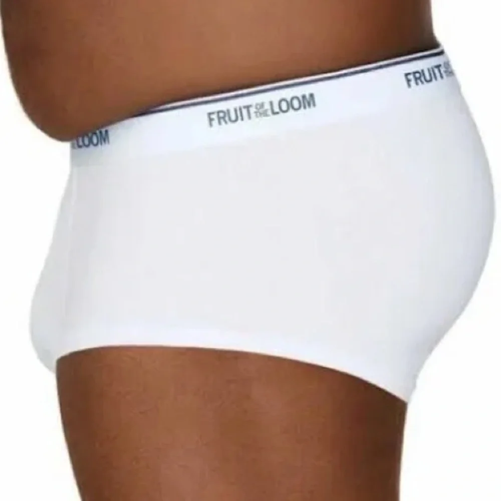 Fruit of the Loom 4-pack tag-free briefs in size 2XL (44-46